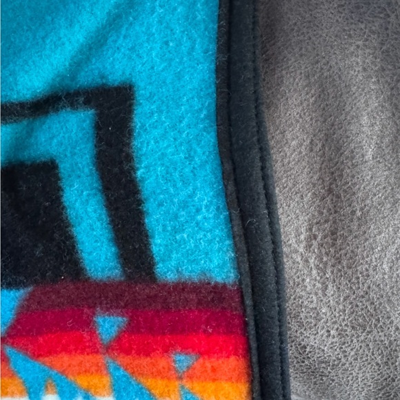 Beautiful Pendleton Chief Joseph 64x80 pure virgin wool blanket! New with tags! - Picture 5 of 5